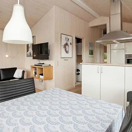 Two-bedroom Holiday In Tranekaer 2
