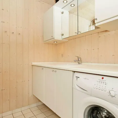 Two-bedroom Holiday In Tranekaer 2 * Fæbæk